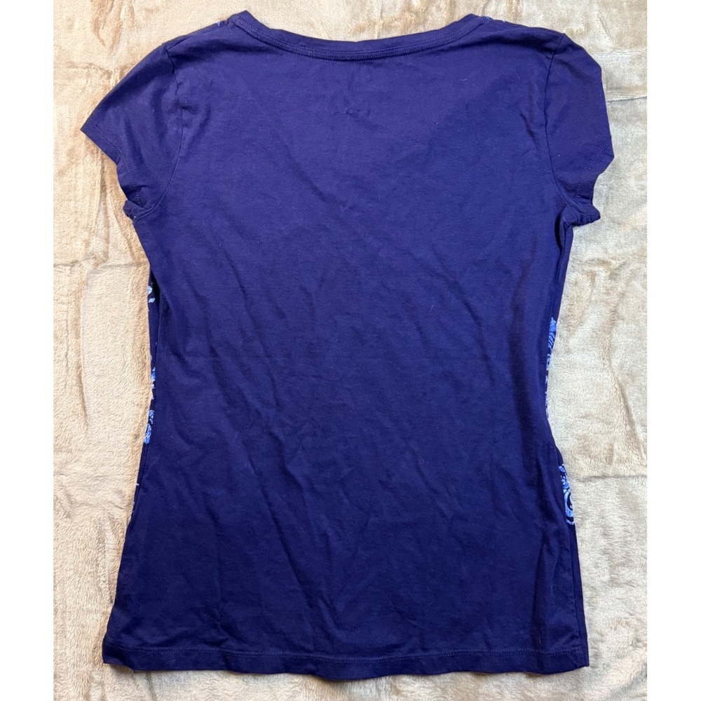 Y2K Fairycore New‎ York & Company Navy Blue Damask Floral Graphic Tee Spring - Picture 5 of 6